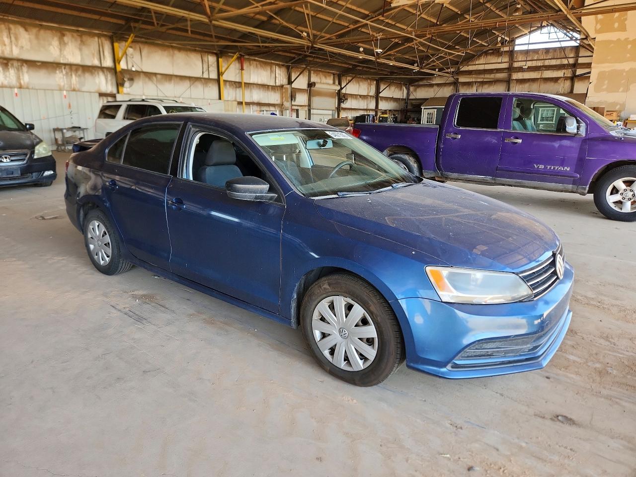 Volkswagen Jetta Base