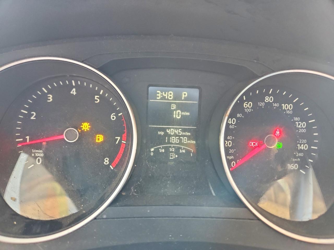 Volkswagen Jetta Base