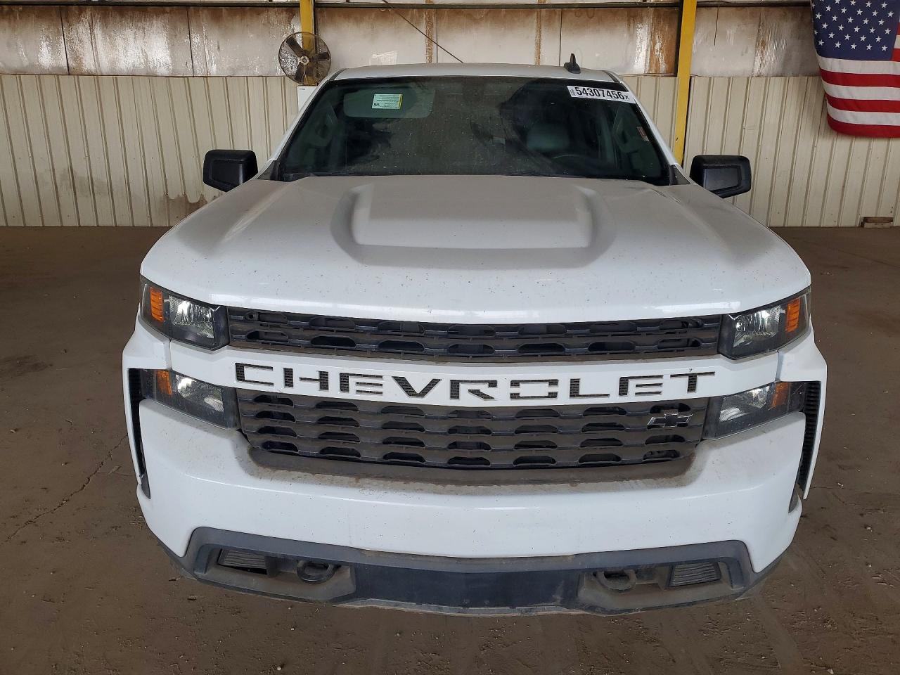 Chevrolet Silverado C1500 Custom