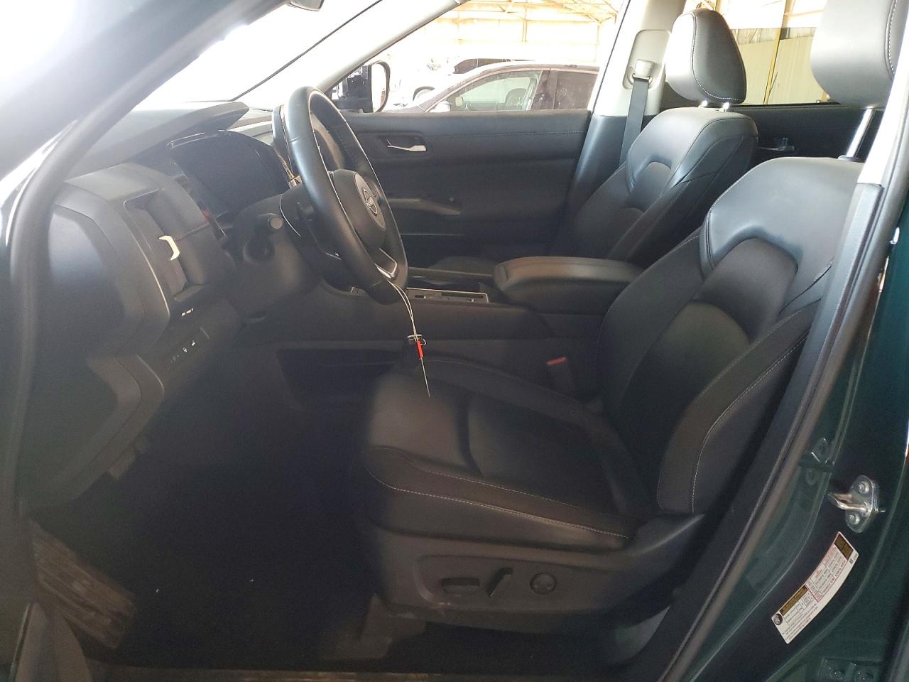 Nissan Pathfinder Sl
