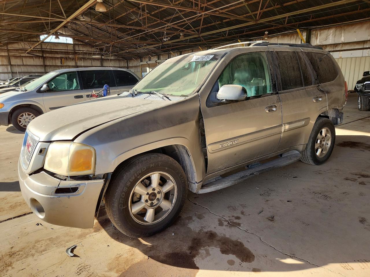 Salvage GMC Envoy Image