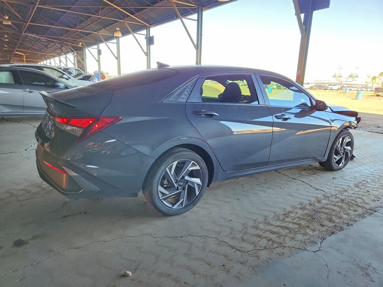 Hyundai ELANTRA Sel Sport