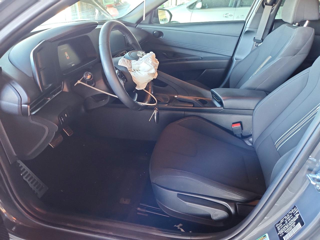 Hyundai ELANTRA Sel Sport
