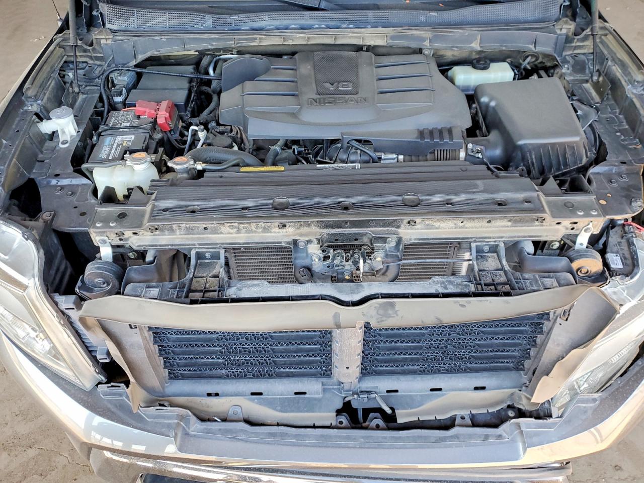 Nissan Titan Sv