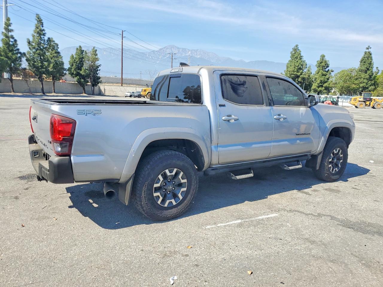Toyota Tacoma Sr5 V6