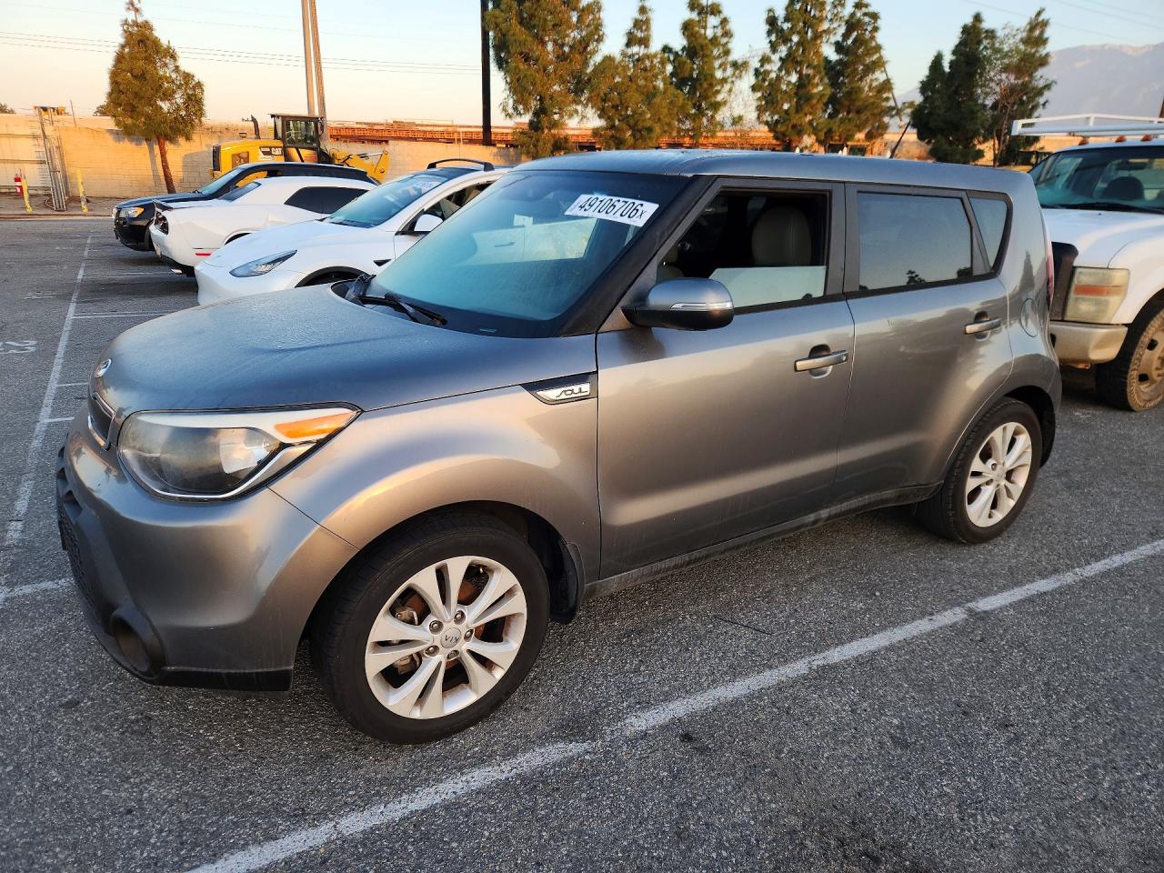 Salvage Kia Soul Image
