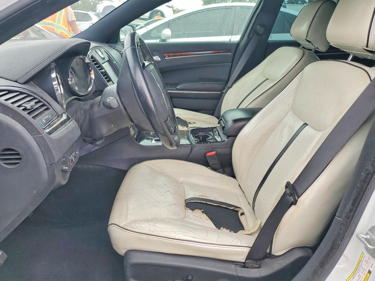 Chrysler 300 Base