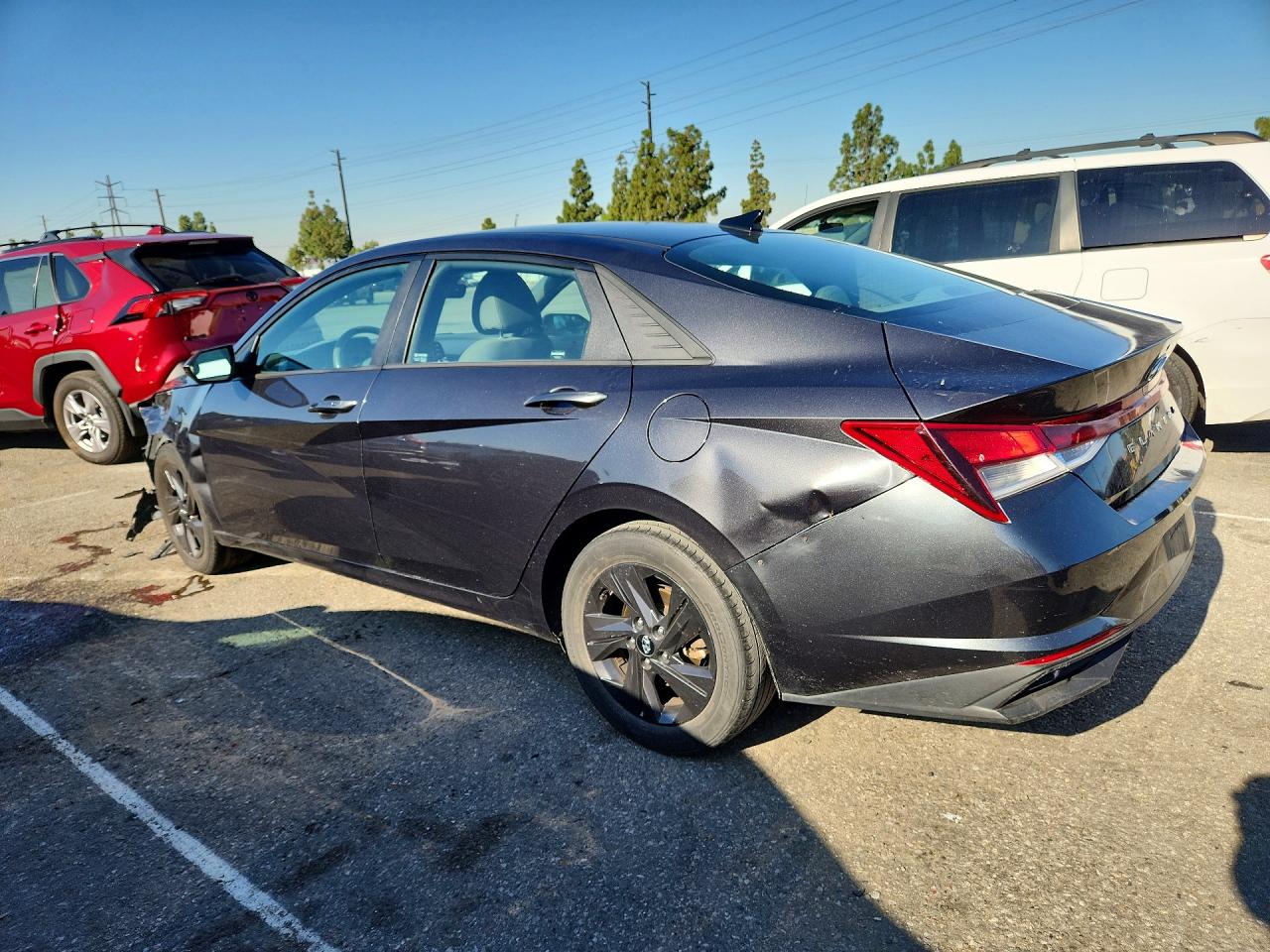 Hyundai ELANTRA Sel