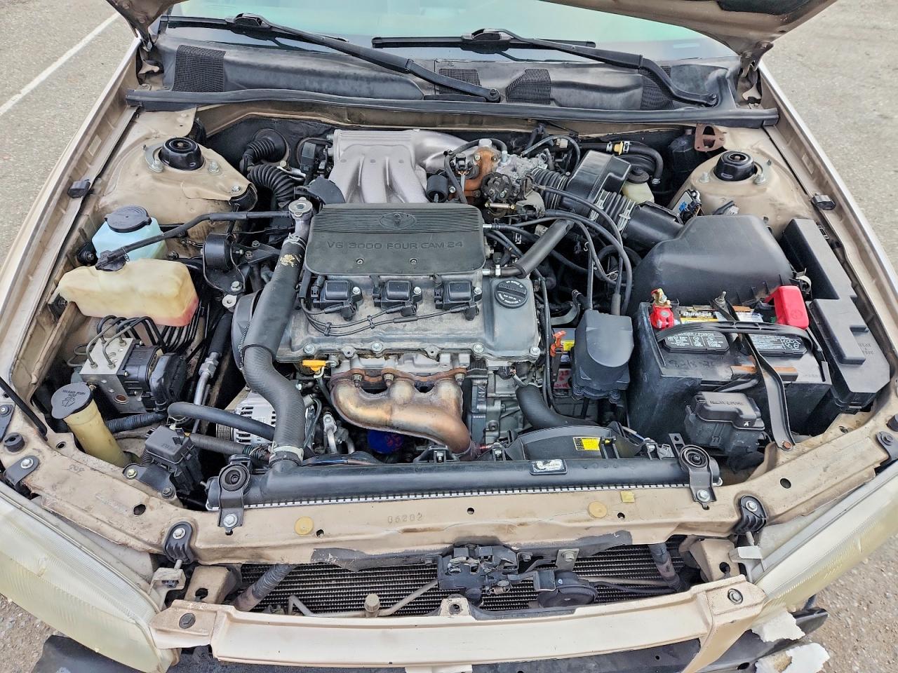 Toyota Camry Le V6