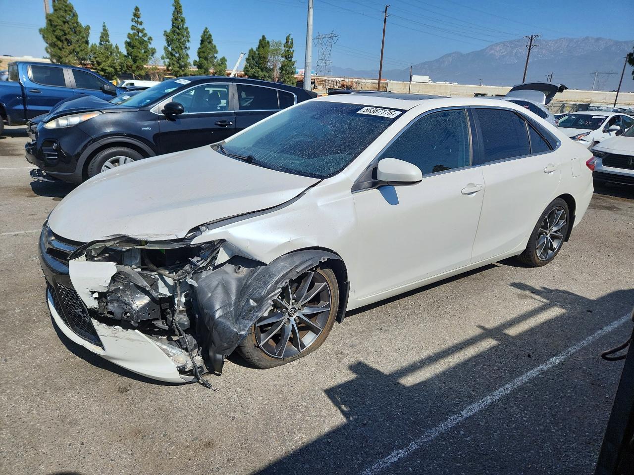 Salvage Toyota Camry Image