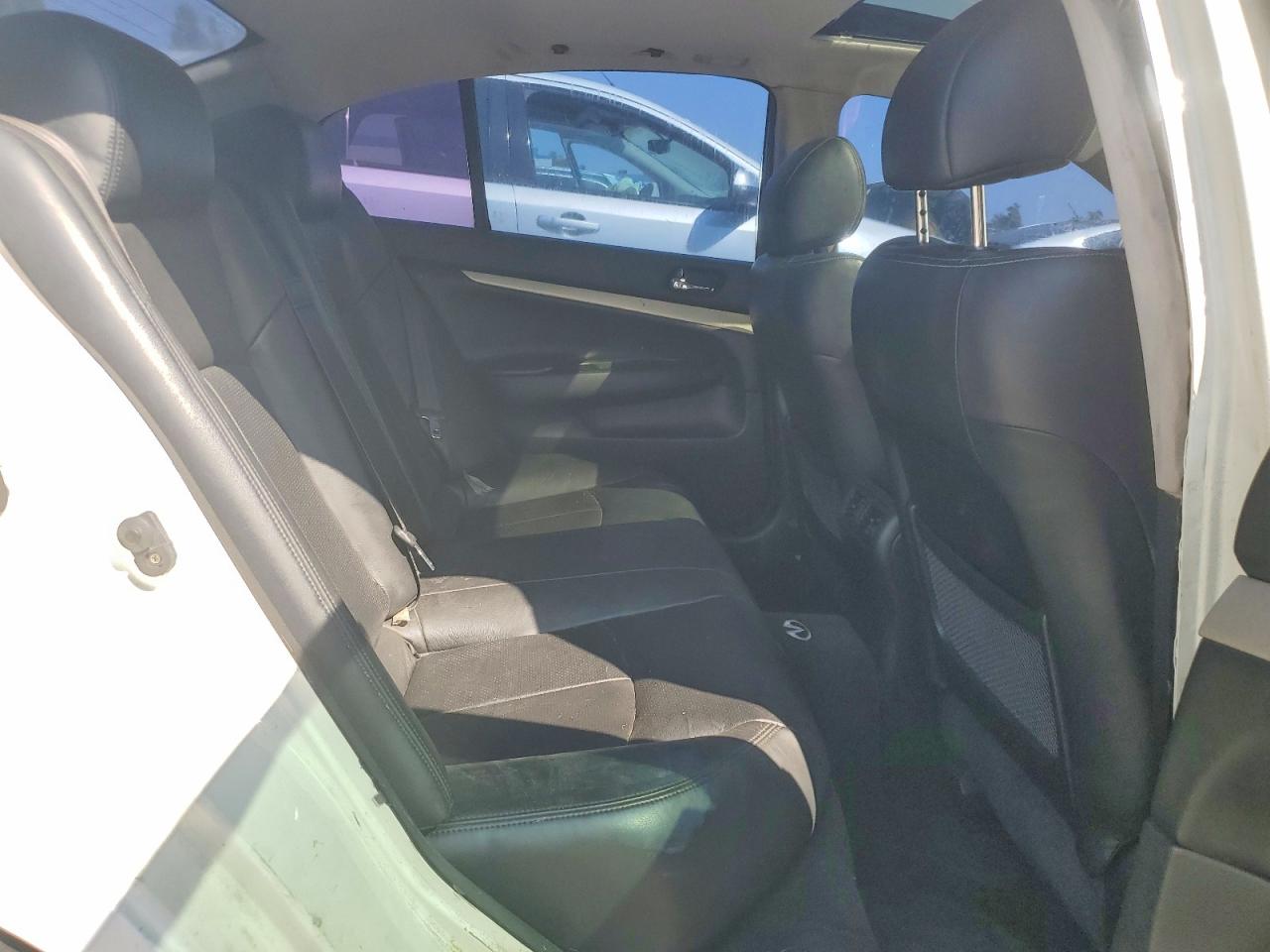 INFINITI G35 Base