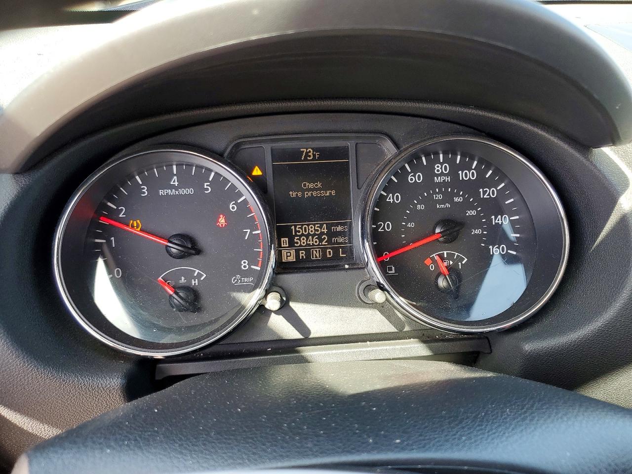 Nissan Rogue S