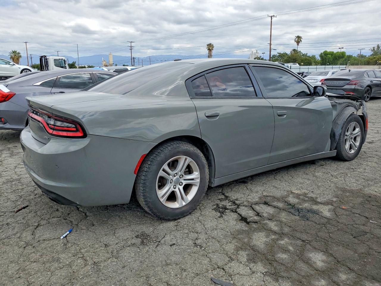 Dodge Charger Sxt
