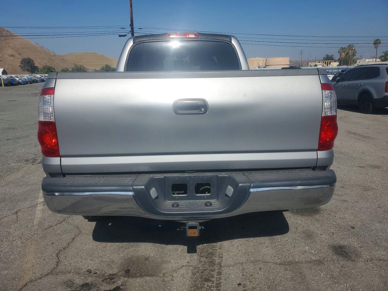 Toyota Tundra Double Cab Sr5