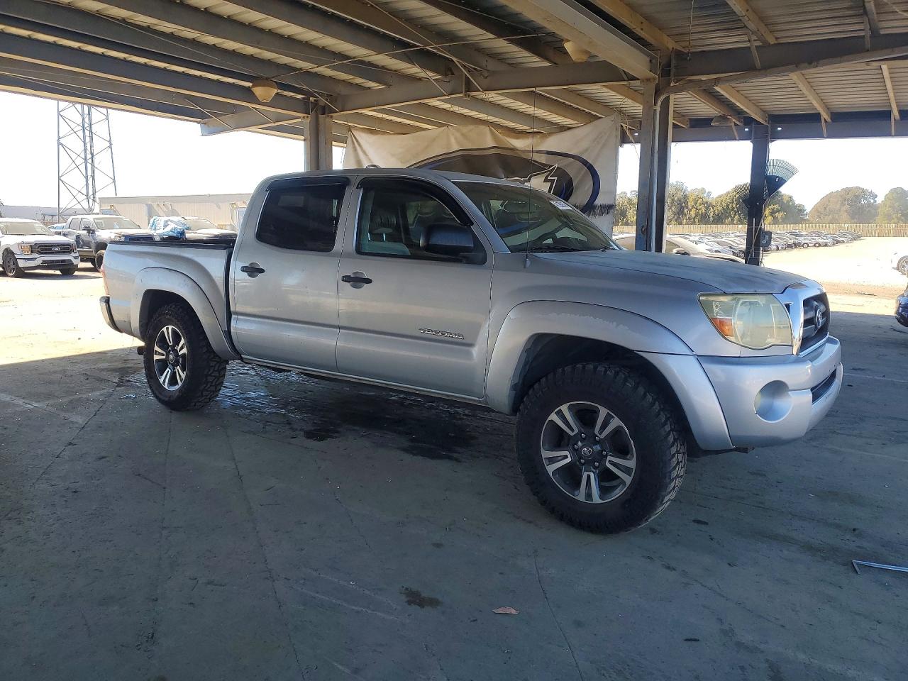Toyota Tacoma Prerunner V6