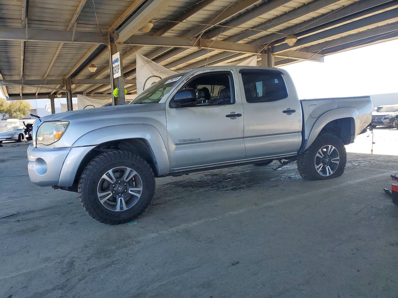 Salvage Toyota Tacoma Image