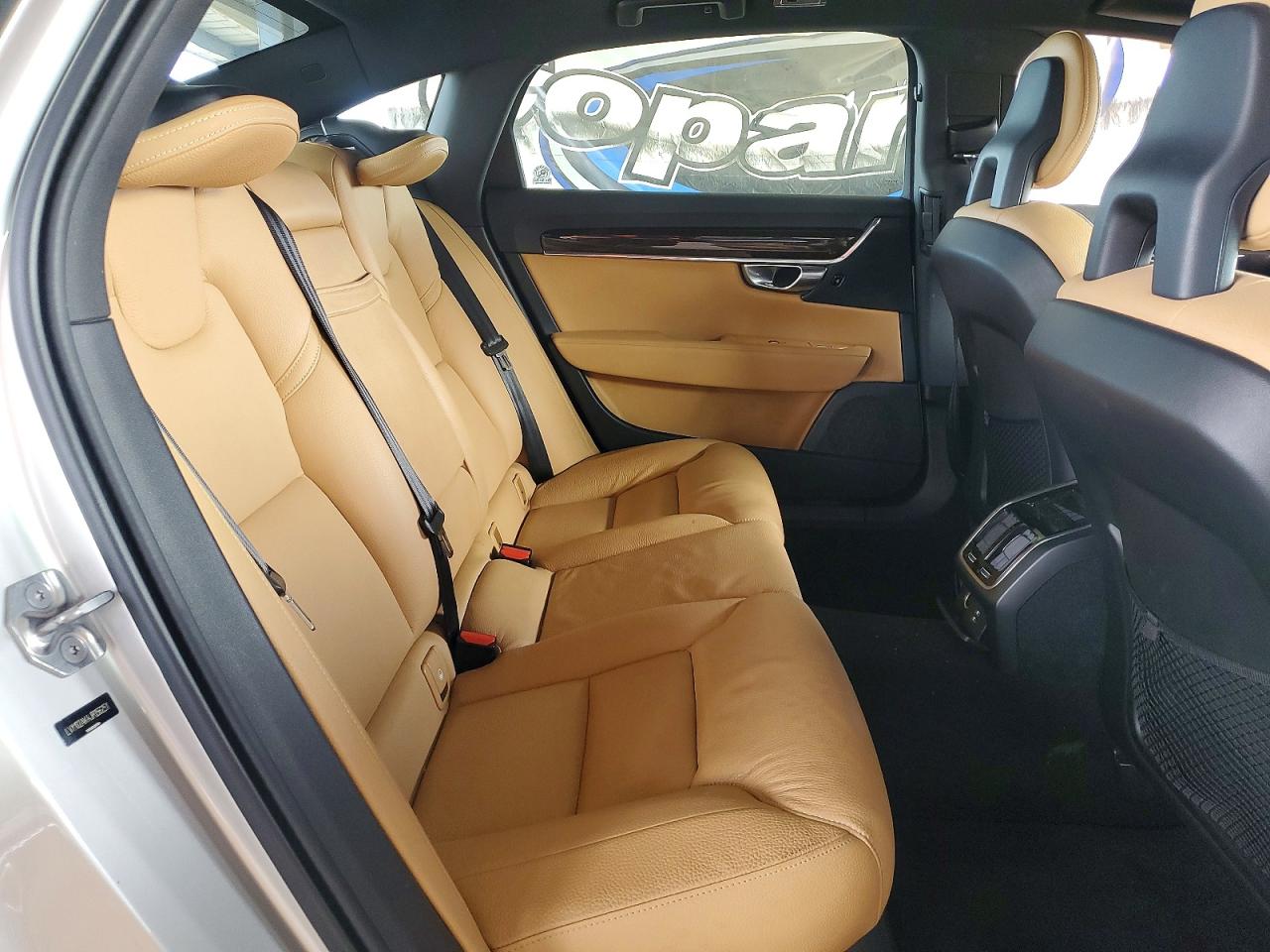 Volvo S90 T5 Momentum
