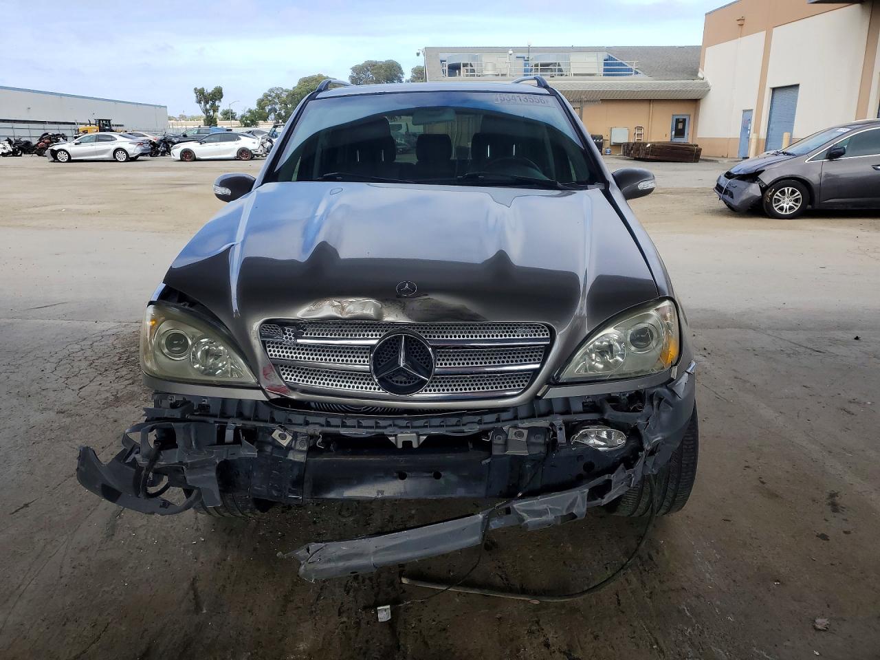 Mercedes-Benz M-Class 350