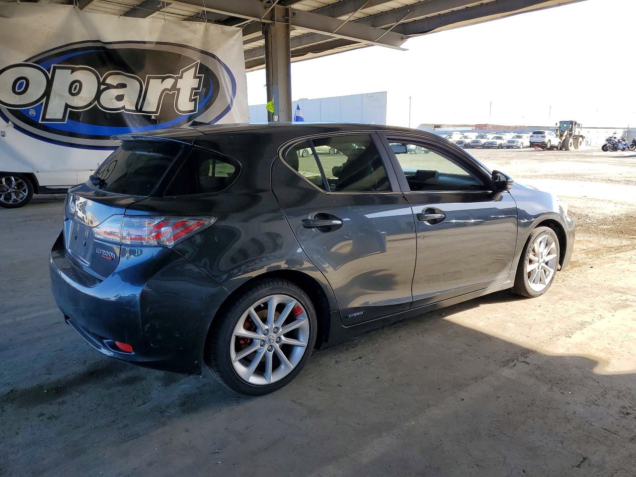 Lexus Ct 200