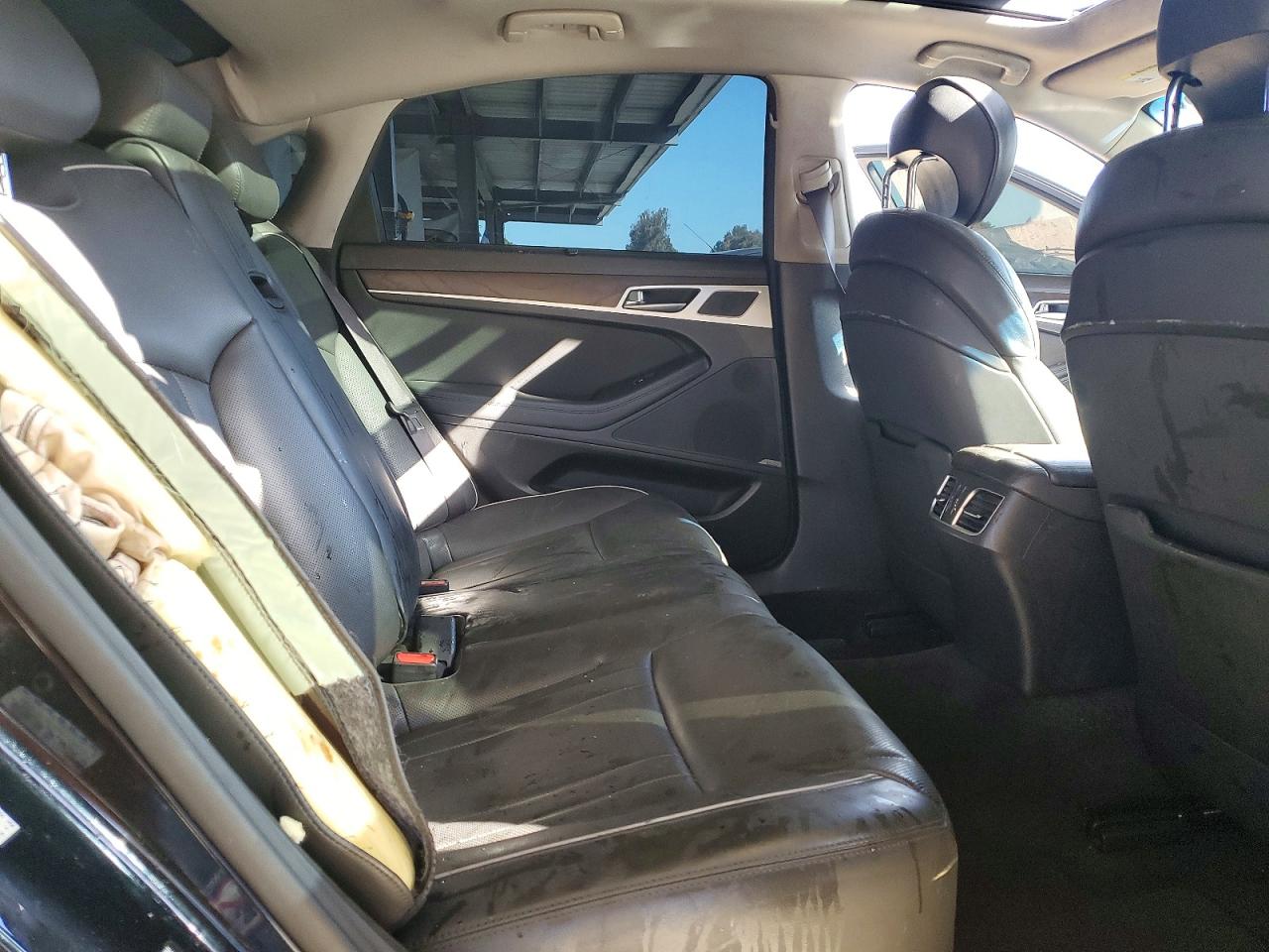 Hyundai Genesis 3.8l