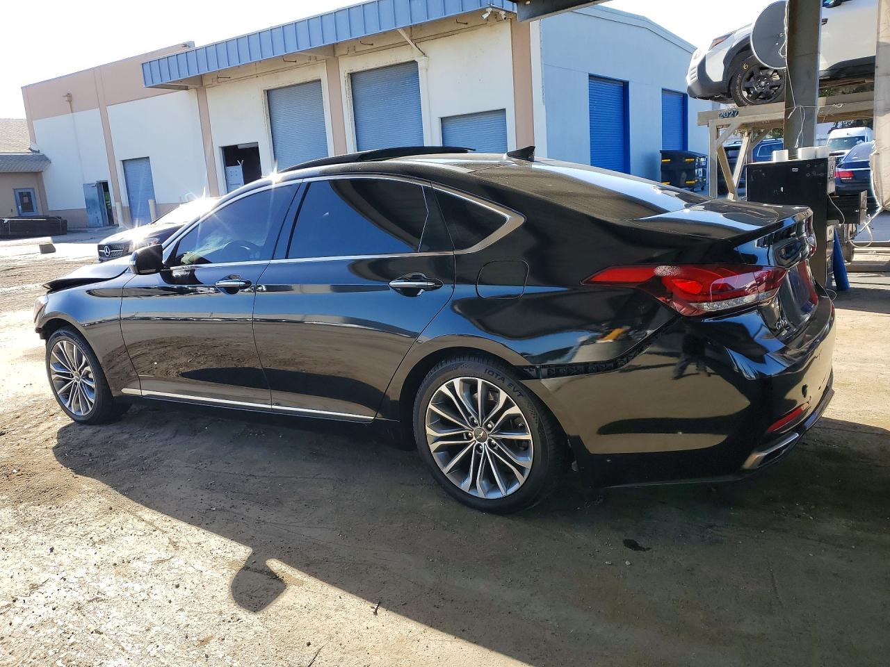 Hyundai Genesis 3.8l