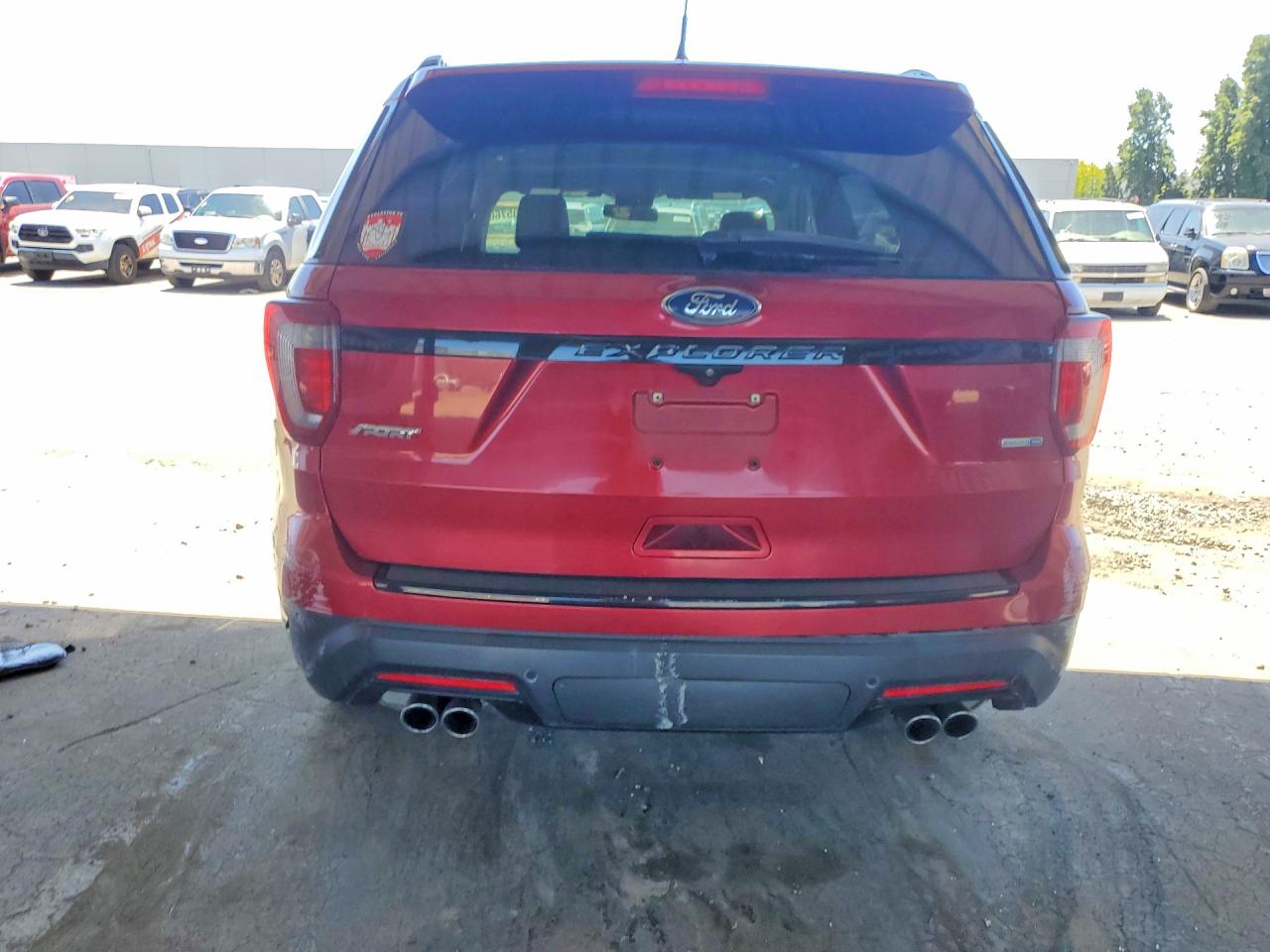 Ford Explorer Sport