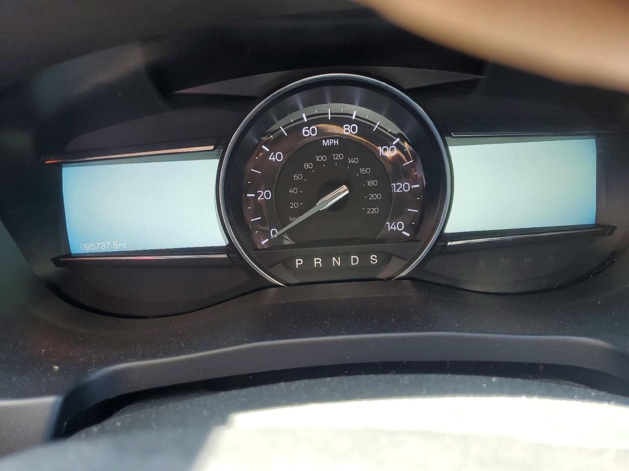 Ford Explorer Sport