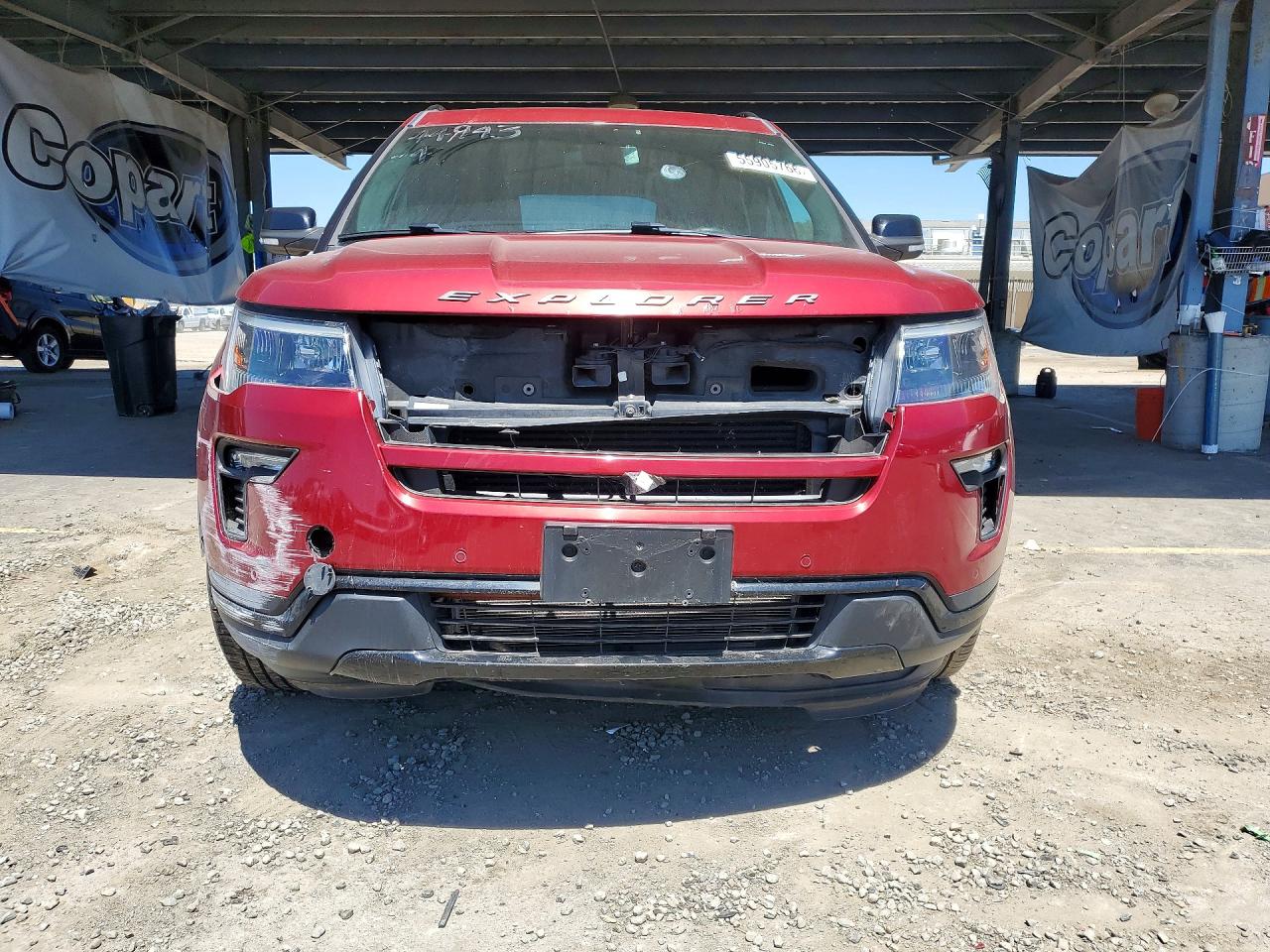 Ford Explorer Sport