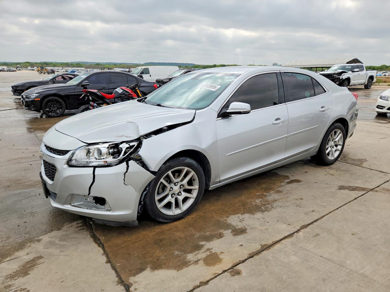 Salvage Chevrolet Malibu Image
