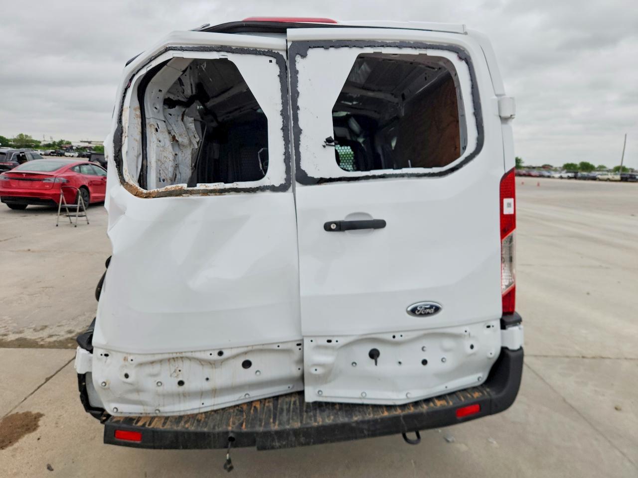 Ford Transit T-250