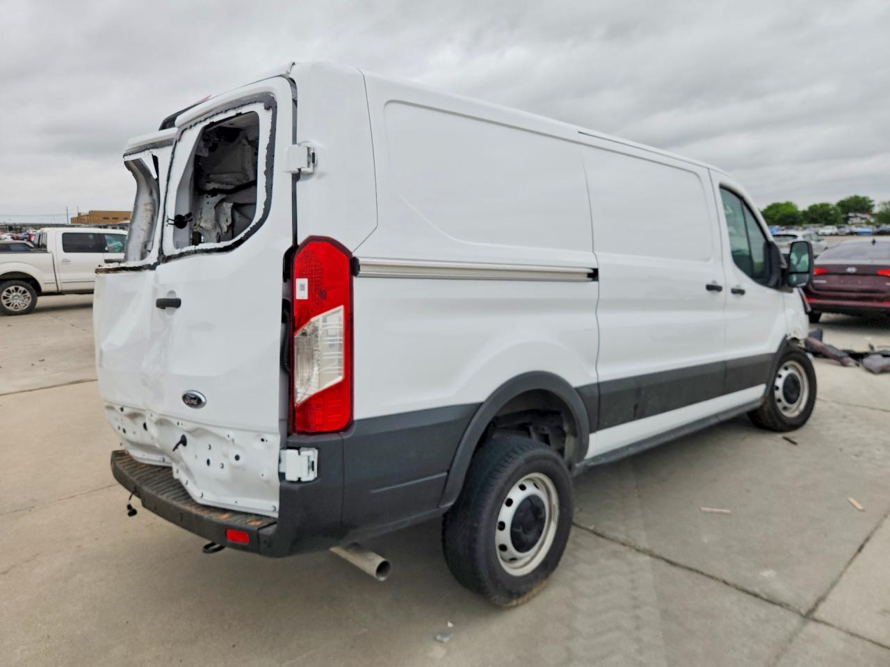 Ford Transit T-250