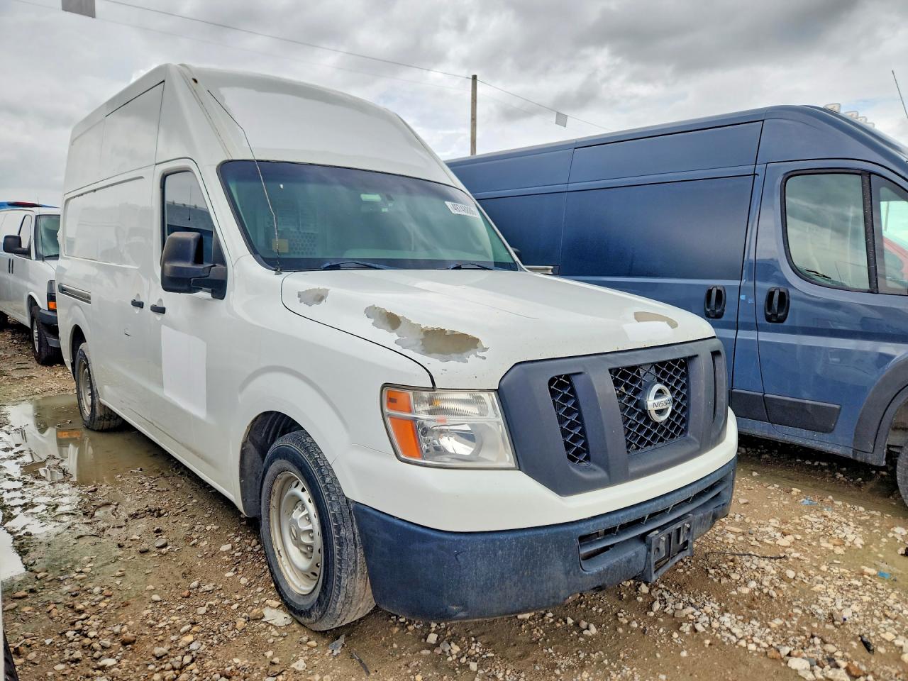 Nissan Nv 2500