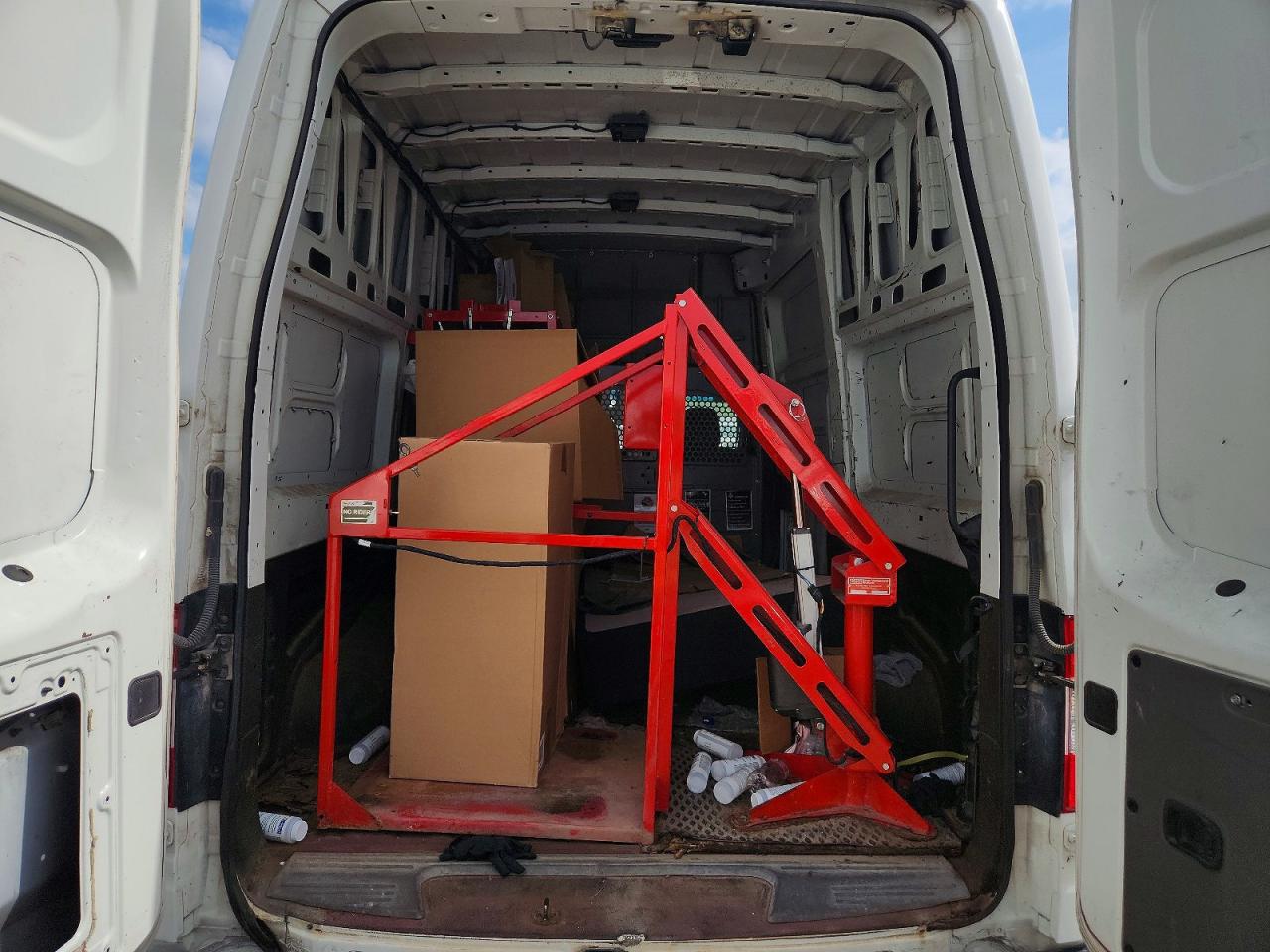 Nissan Nv 2500