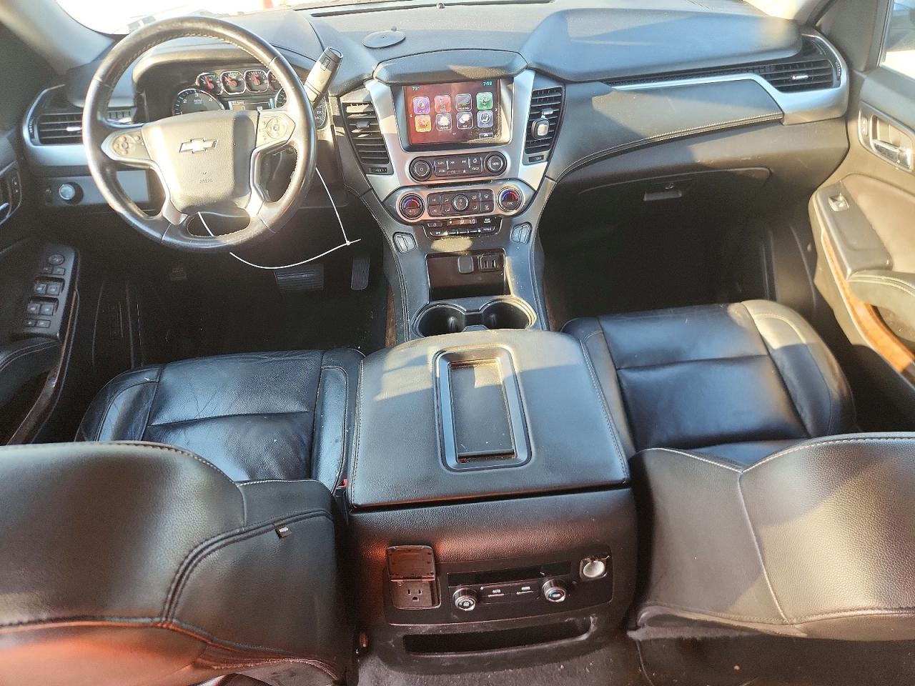 Chevrolet Suburban C1500 Lt
