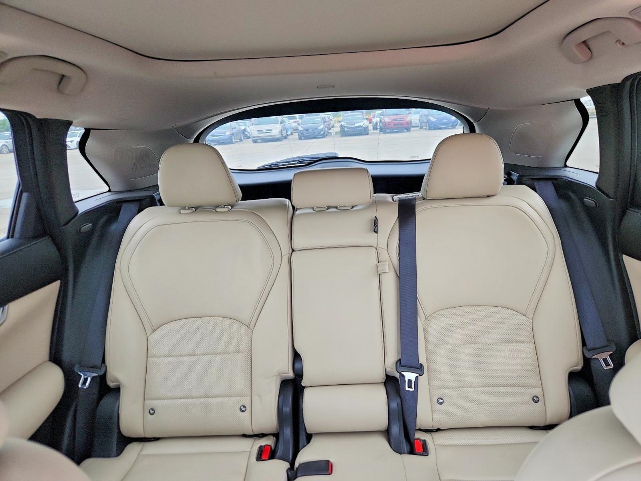 INFINITI Qx Essential