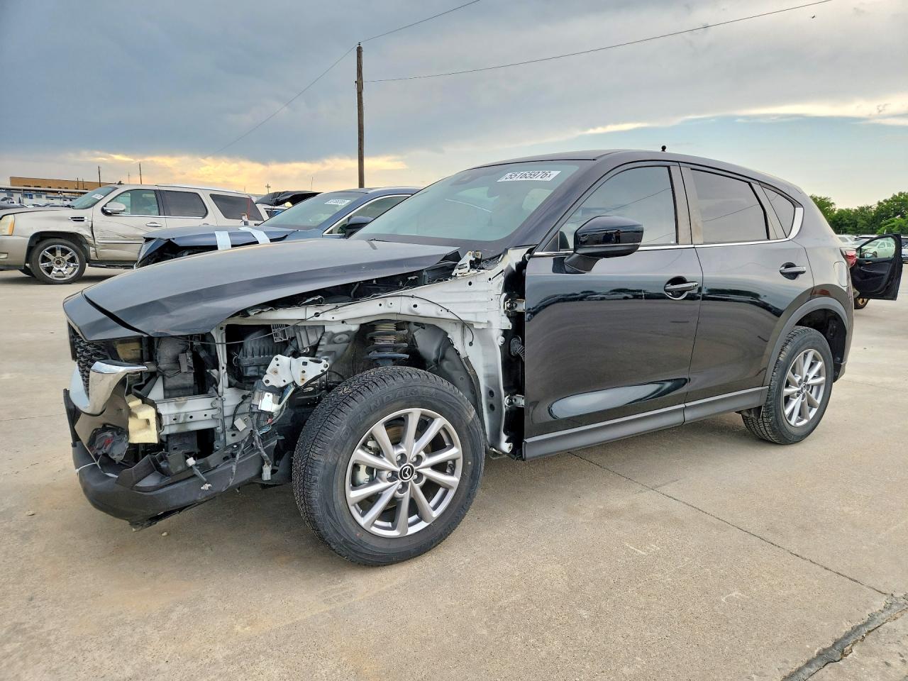 Salvage Mazda Cx Image