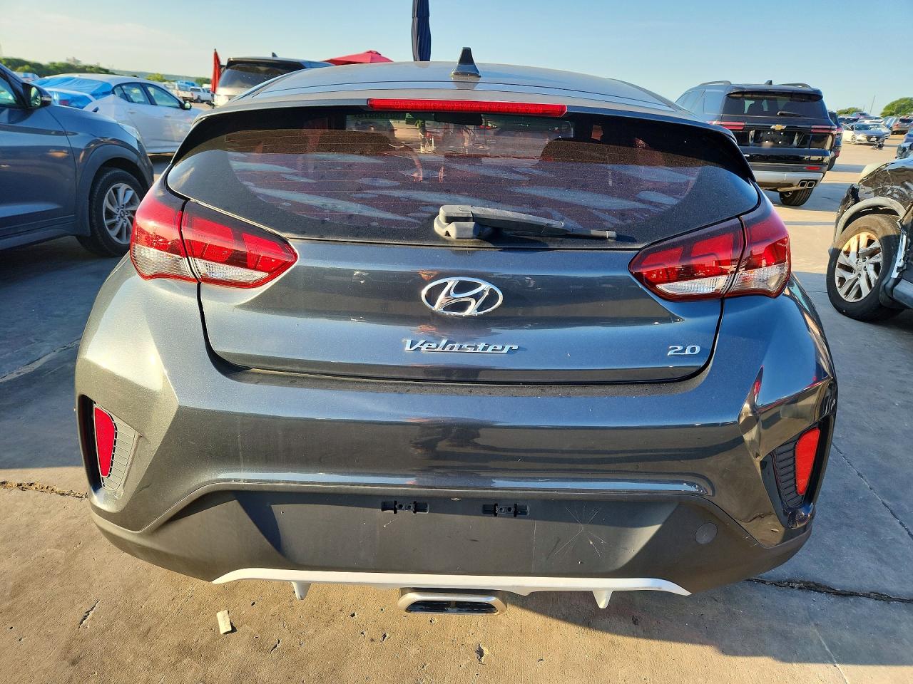 Hyundai VELOSTER 2.0l