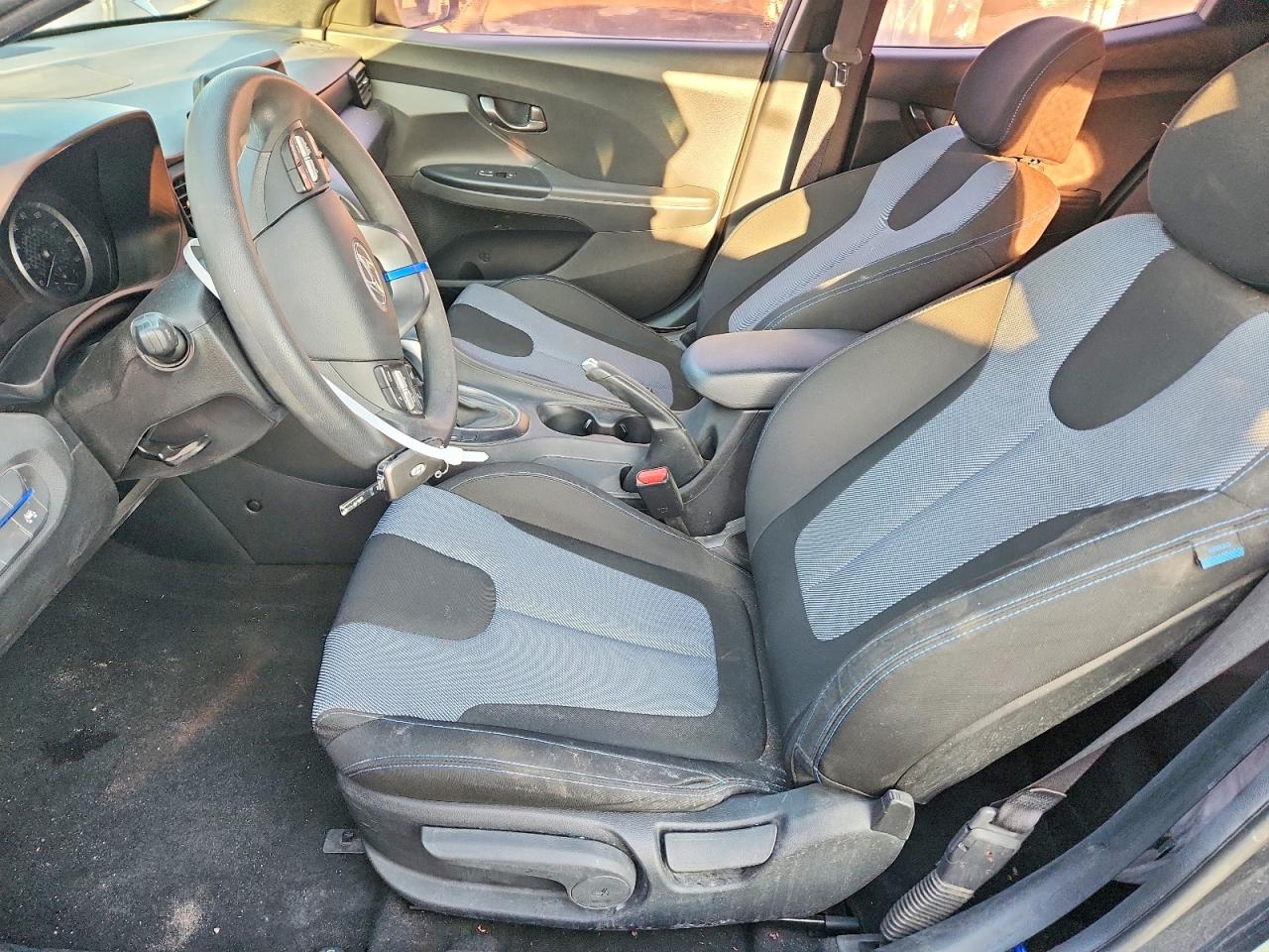 Hyundai VELOSTER 2.0l