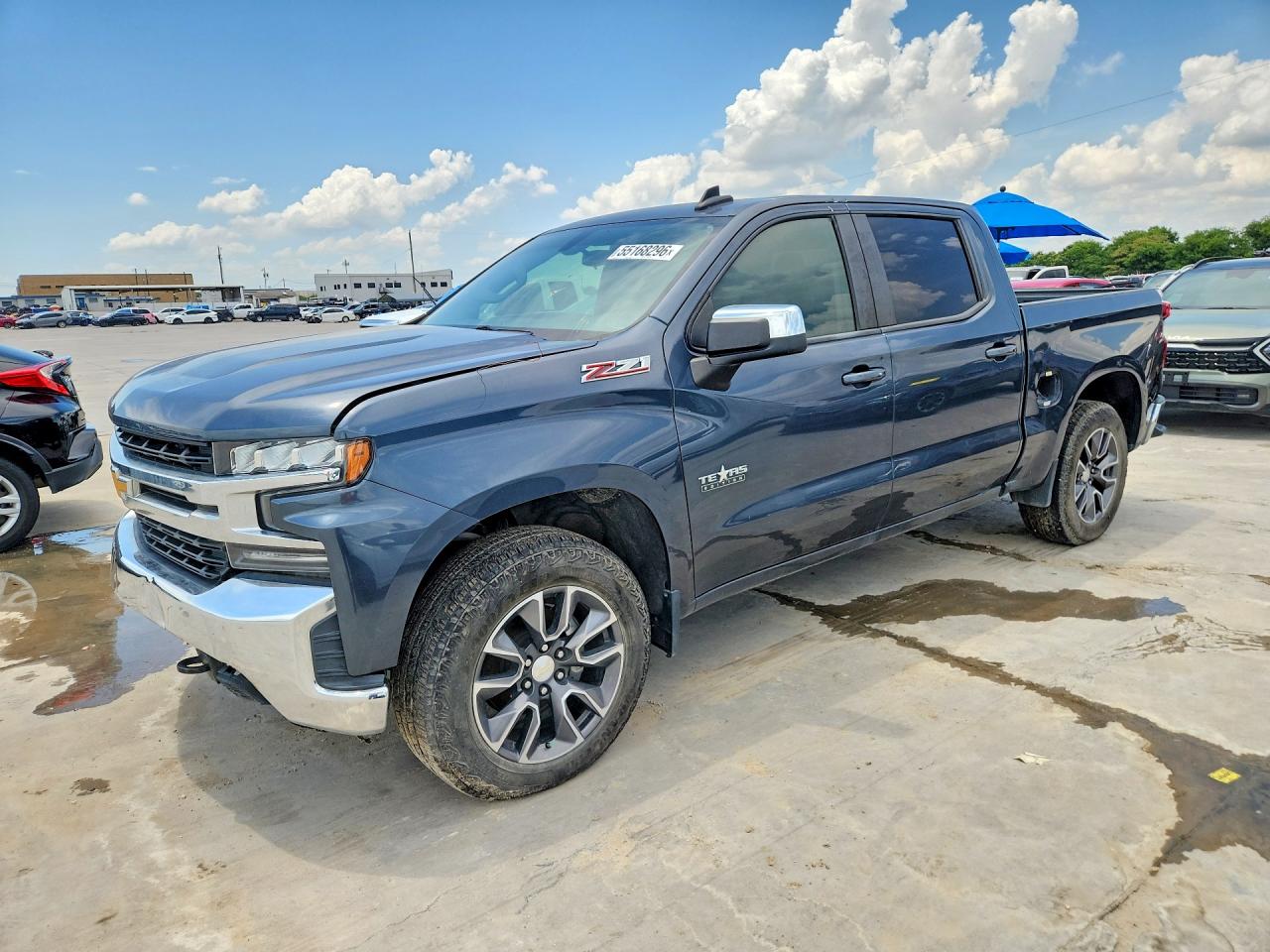 Salvage Chevrolet Silverado Image