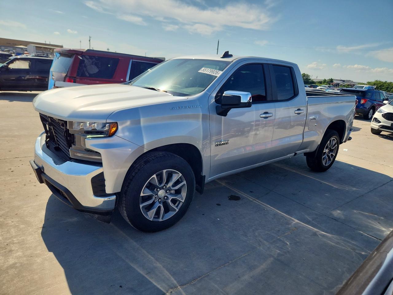 Salvage Chevrolet Silverado Image