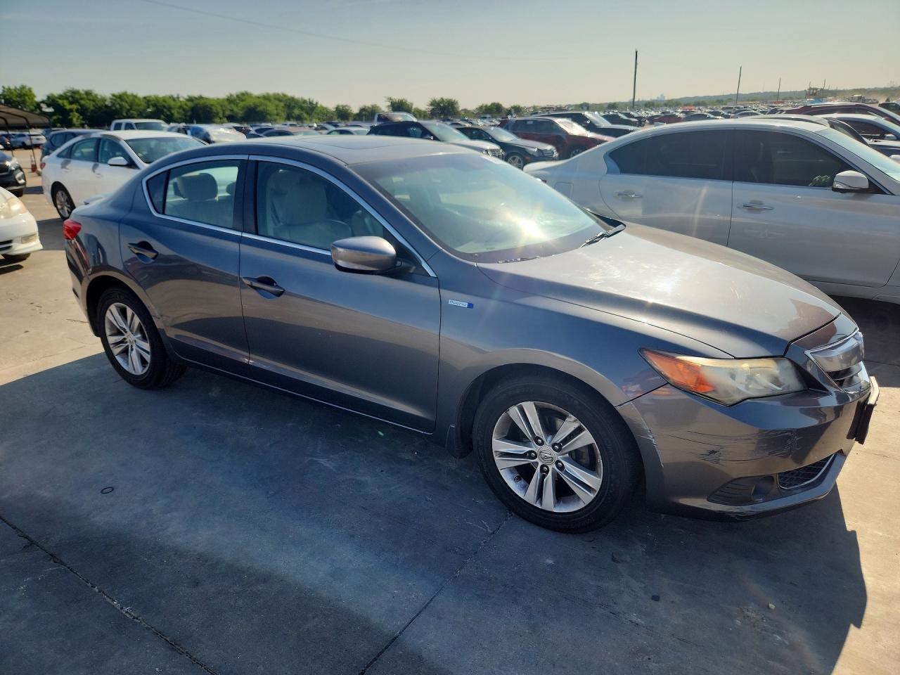 Acura ILX Hybrid Tech