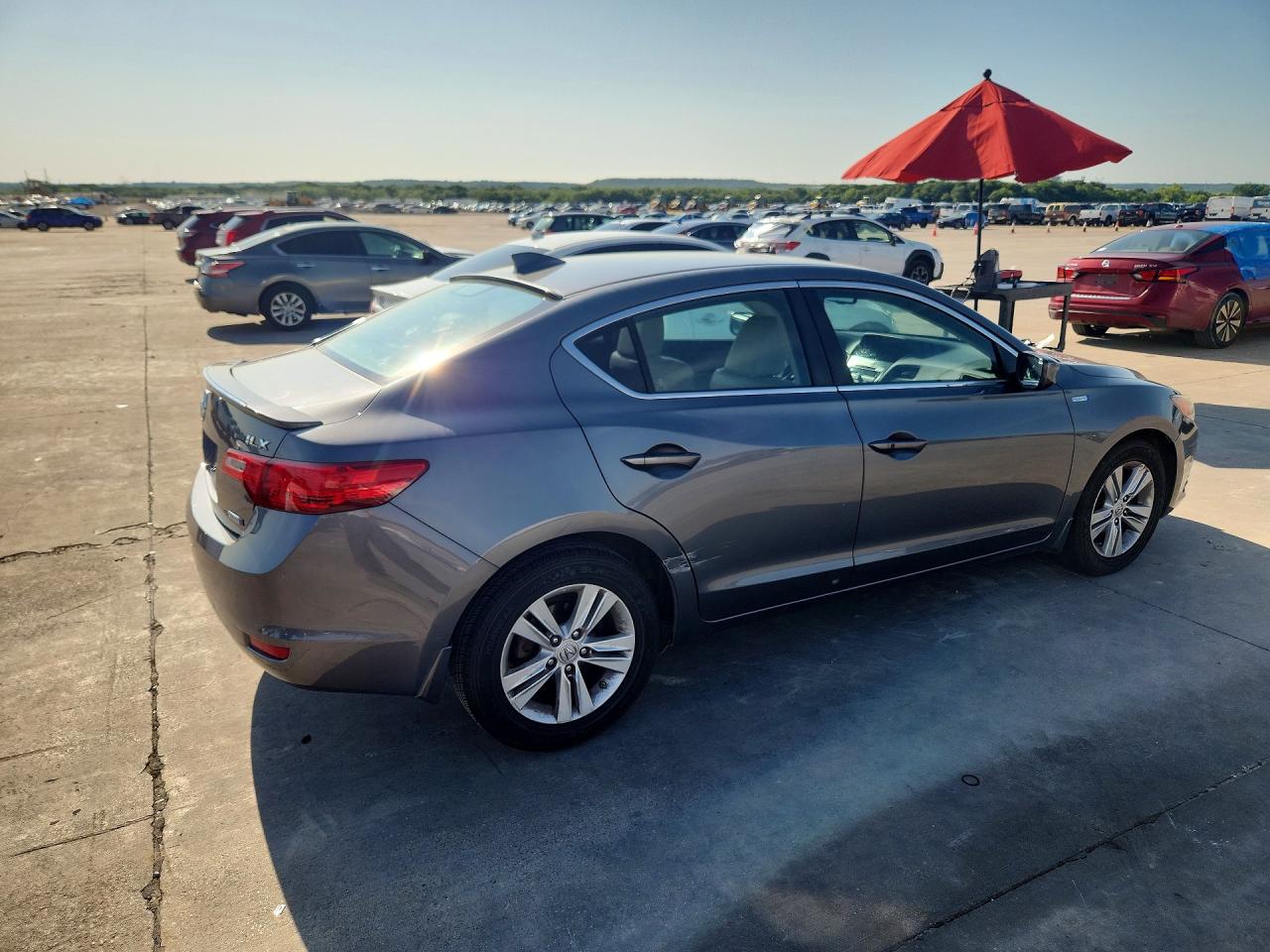 Acura ILX Hybrid Tech