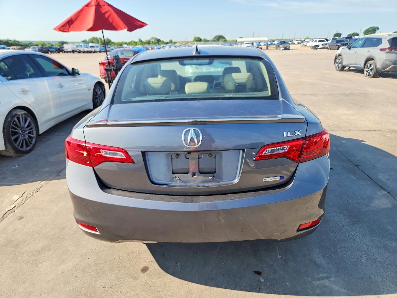 Acura ILX Hybrid Tech