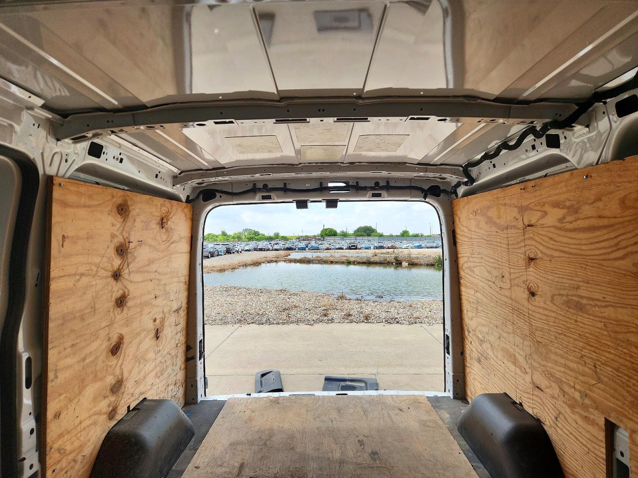 Ford Transit T-250