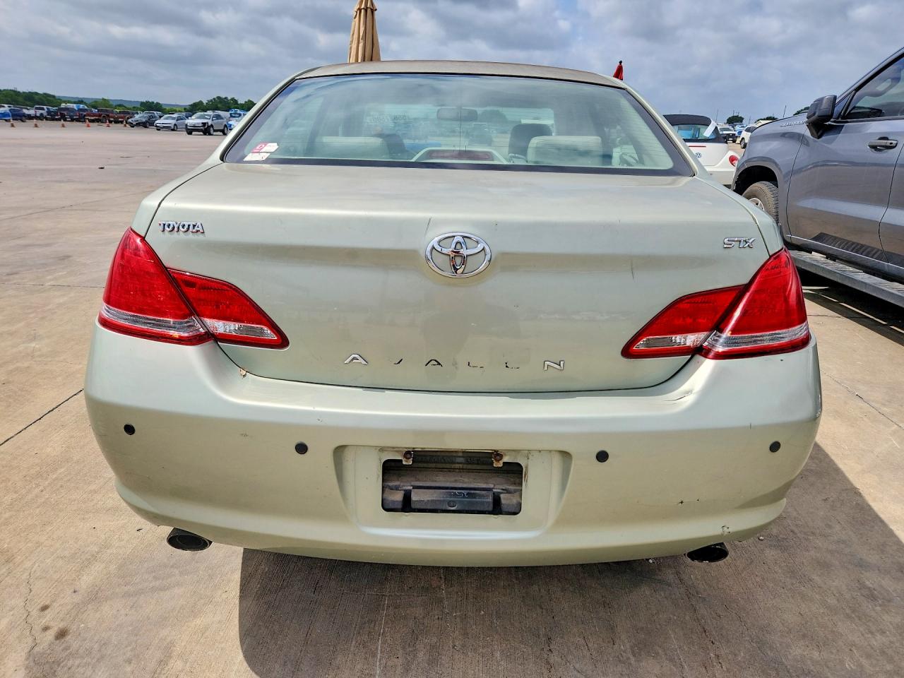 Toyota Avalon
