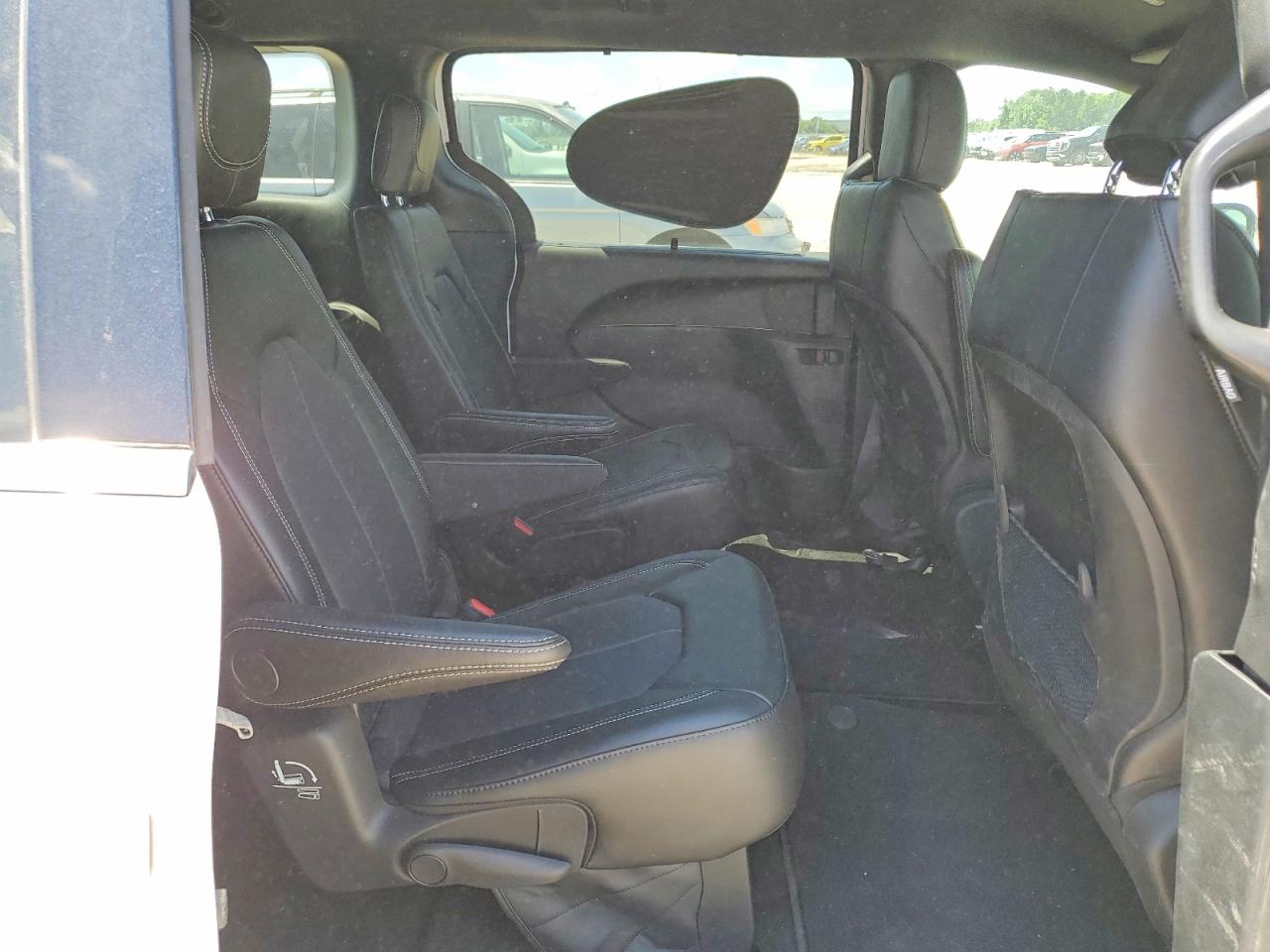 Chrysler Minivan Lx