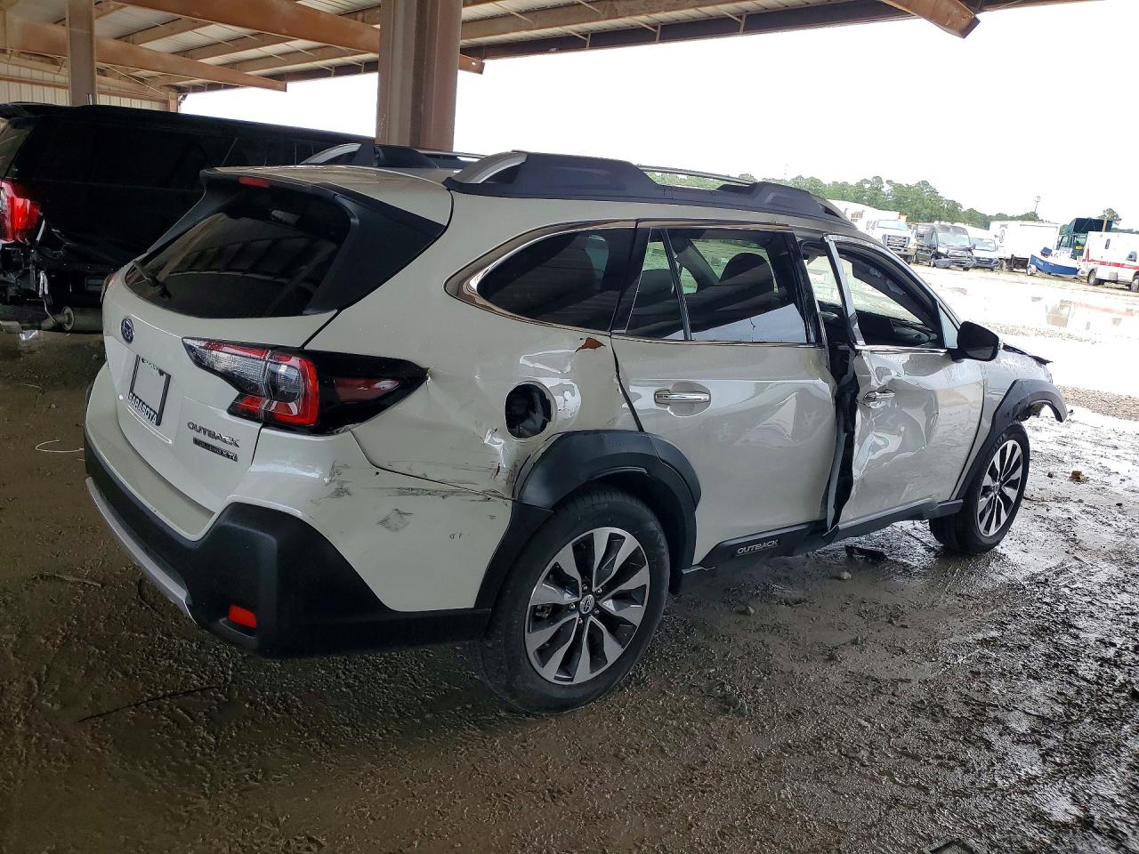 Subaru Outback Touring