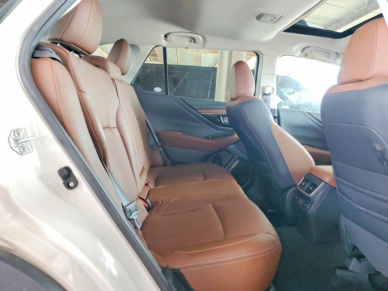 Subaru Outback Touring