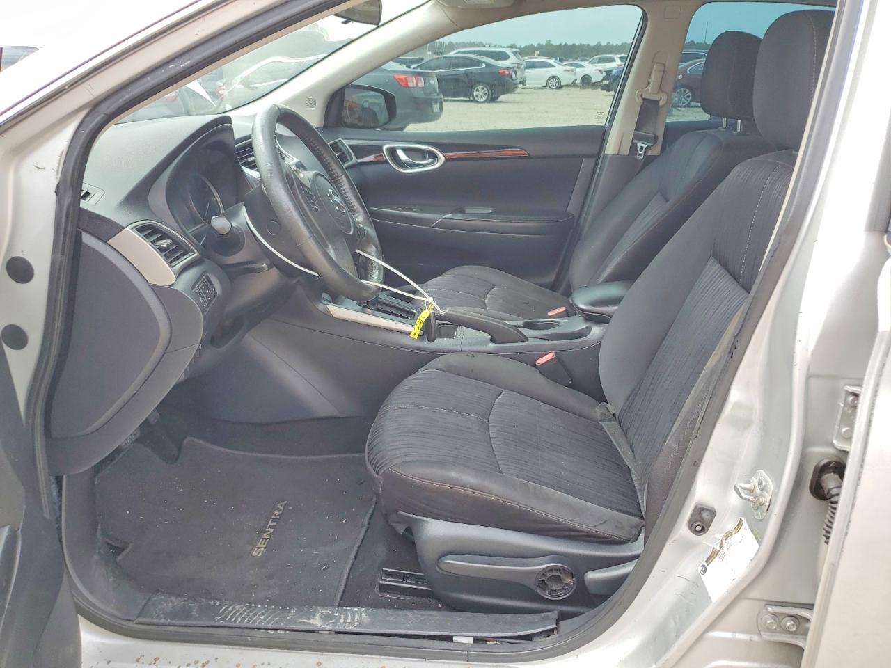 Nissan Sentra Sv