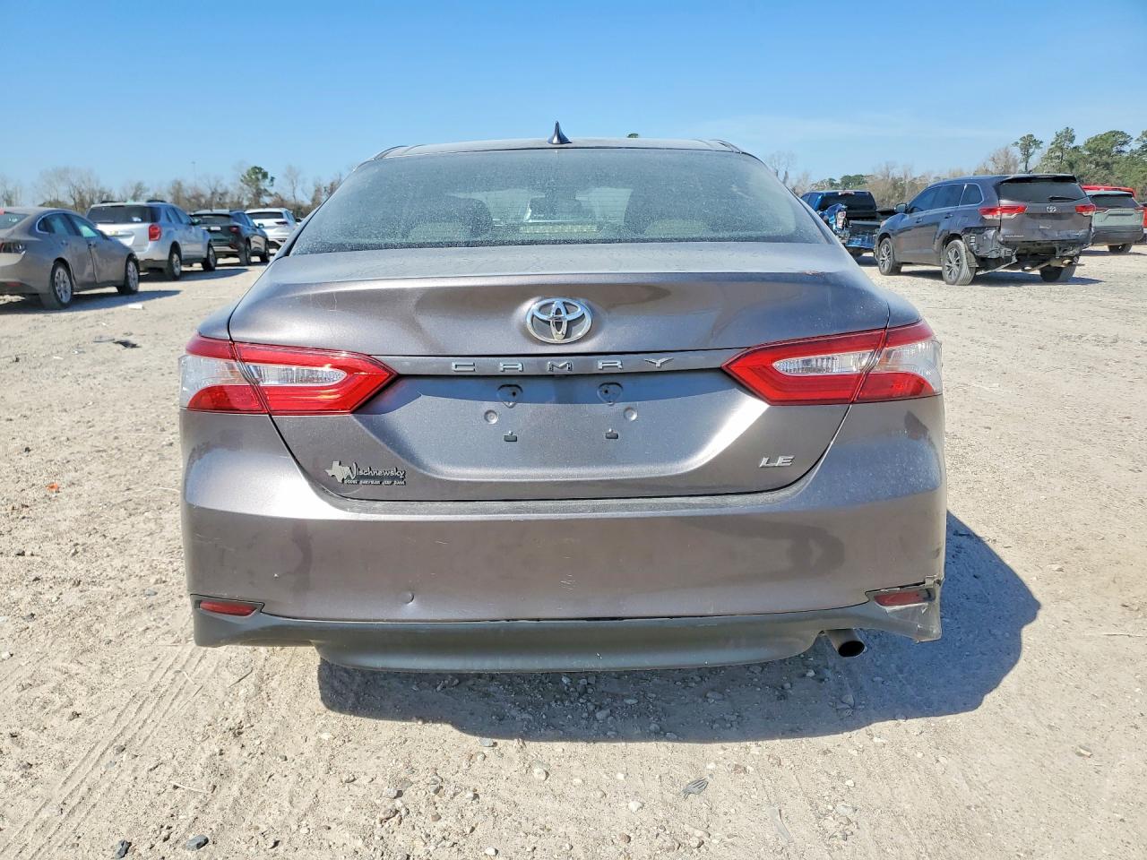 Toyota Camry Le
